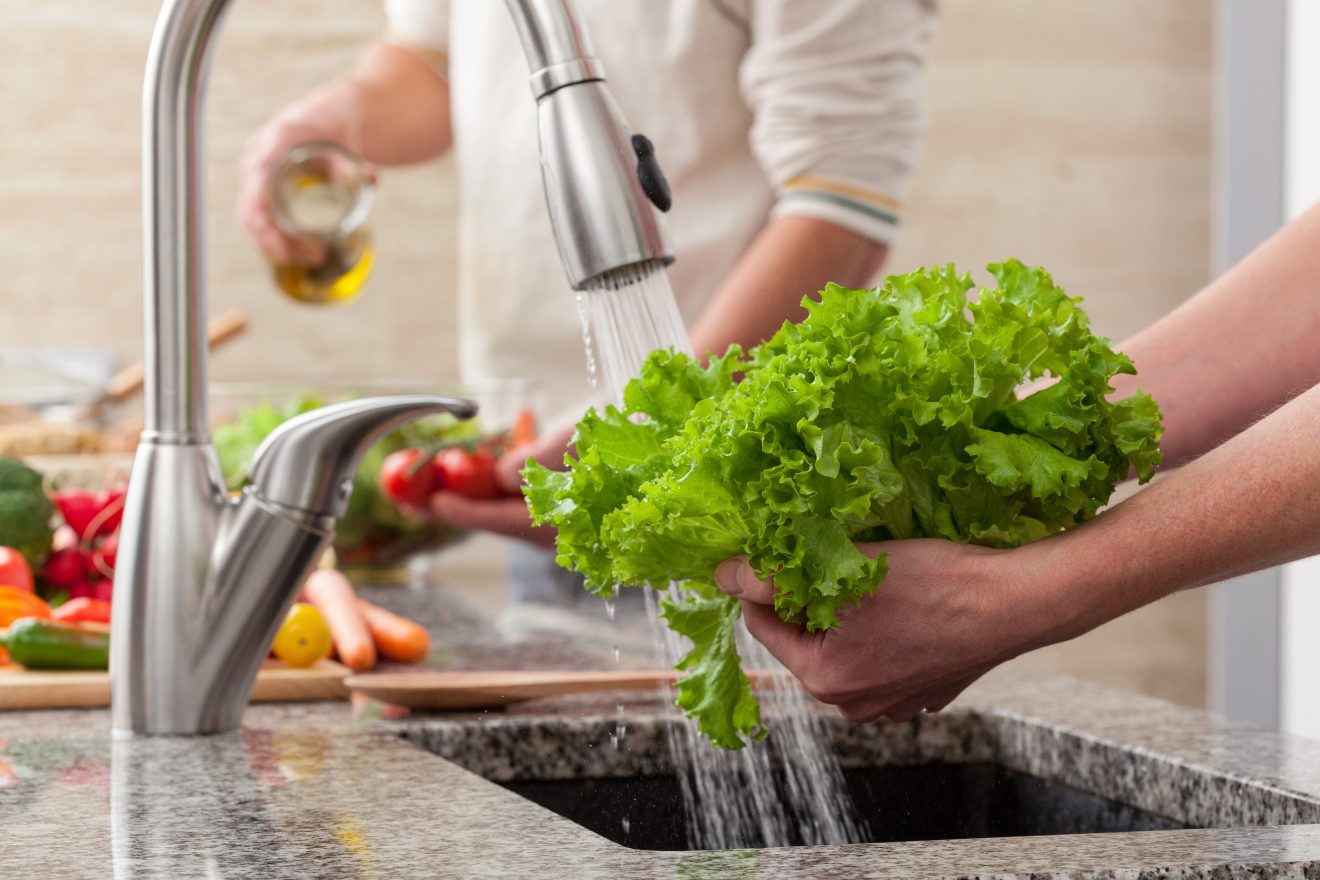 CINQUE CONSIGLI PER UNA CORRETTA IGIENE DEGLI ALIMENTI